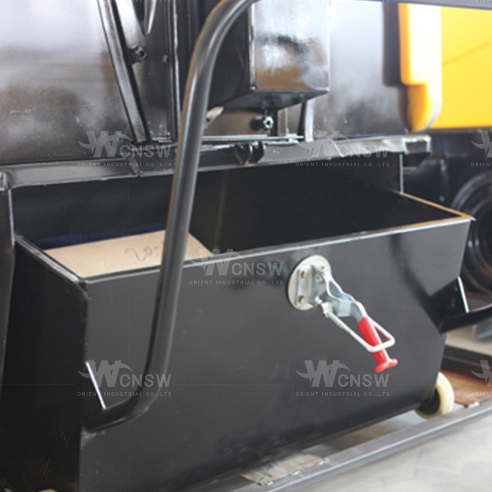 Heavy Power Driving Airport Use Dry And Wet Cleaning Road Sweeper